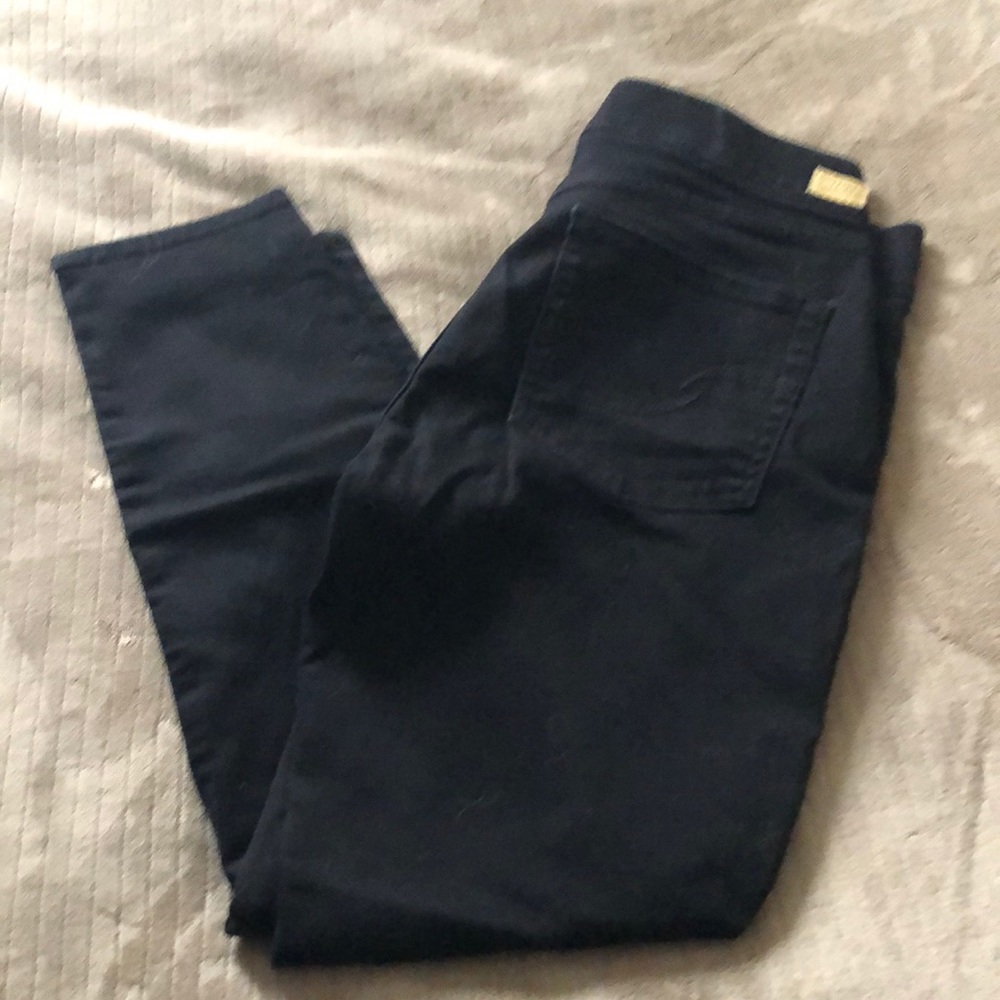 Levi’s totally shaping pull-on skinny jeans